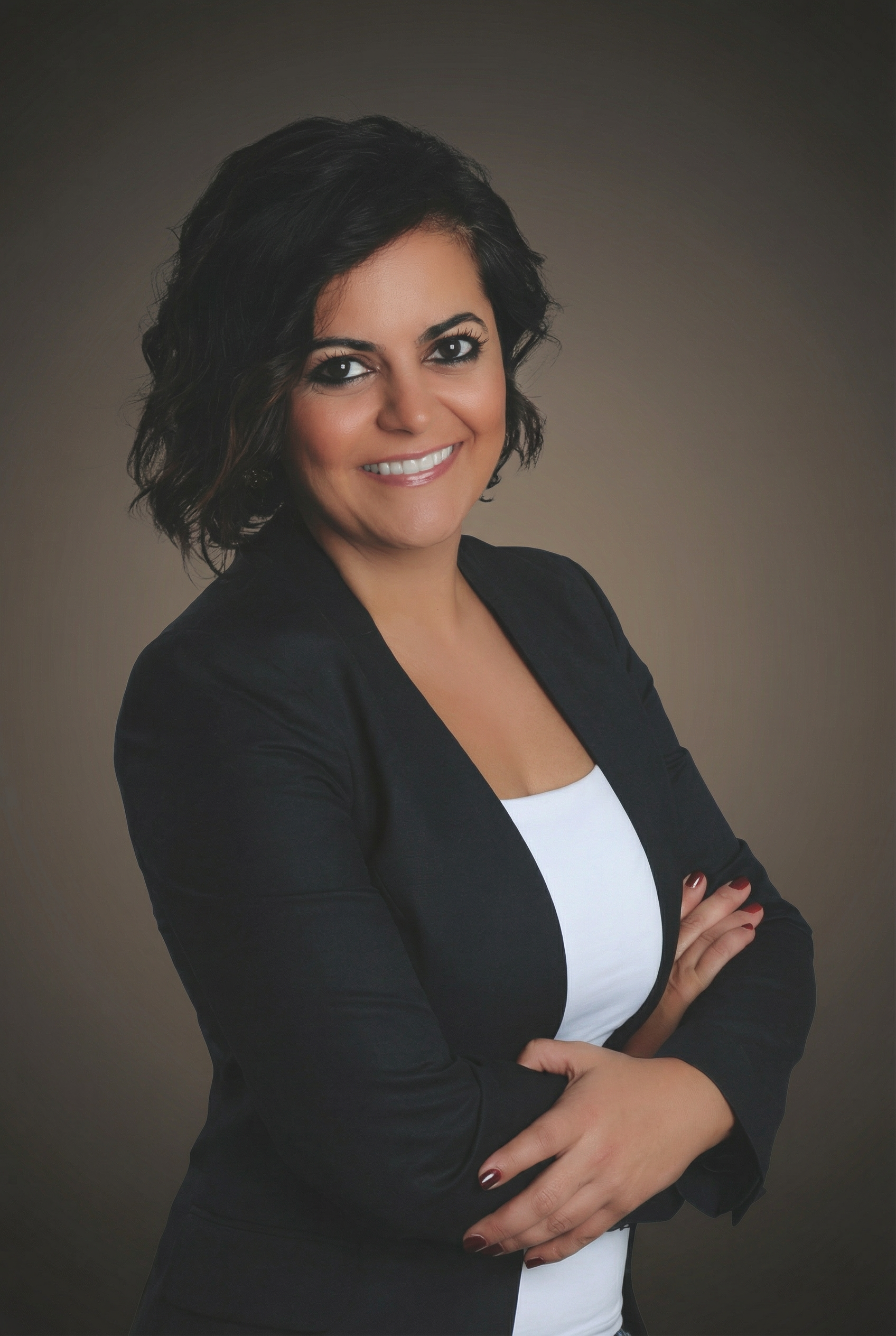 Yeliz SAKARYA portre fotoğrafı